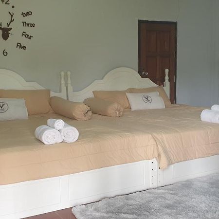 Hotel Reindeer House Wat Chedi 4 People Sichon Zewnętrze zdjęcie
