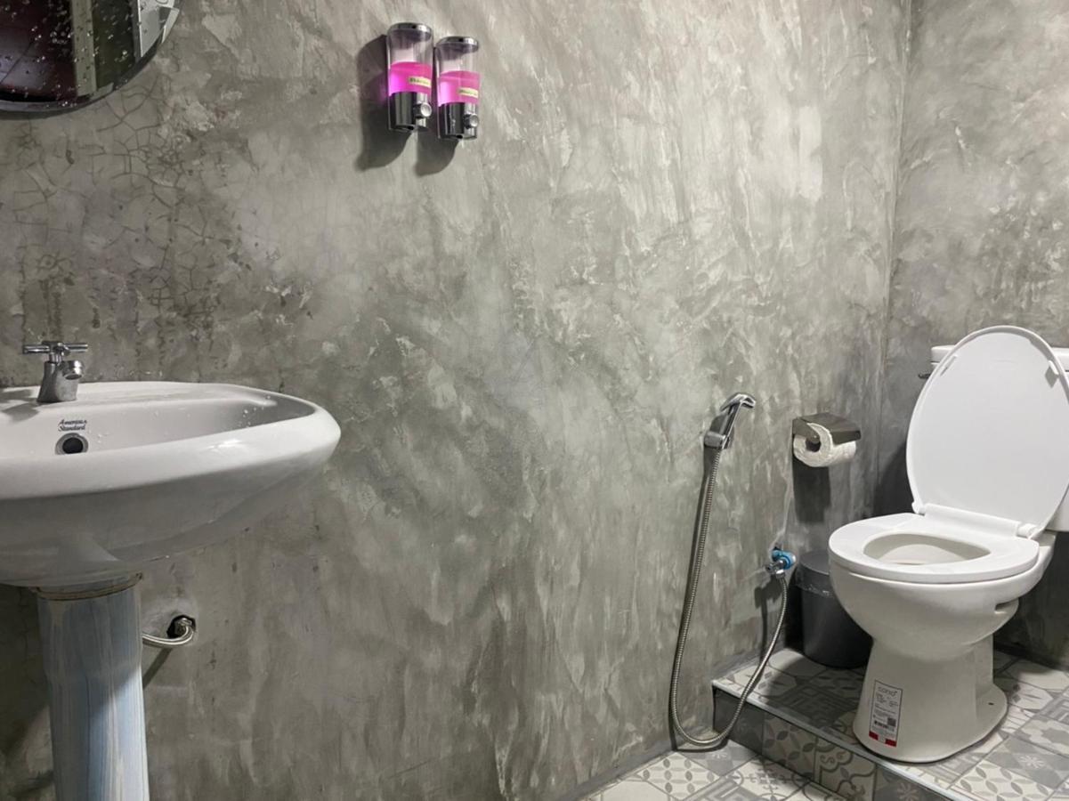 Hotel Reindeer House Wat Chedi 4 People Sichon Zewnętrze zdjęcie