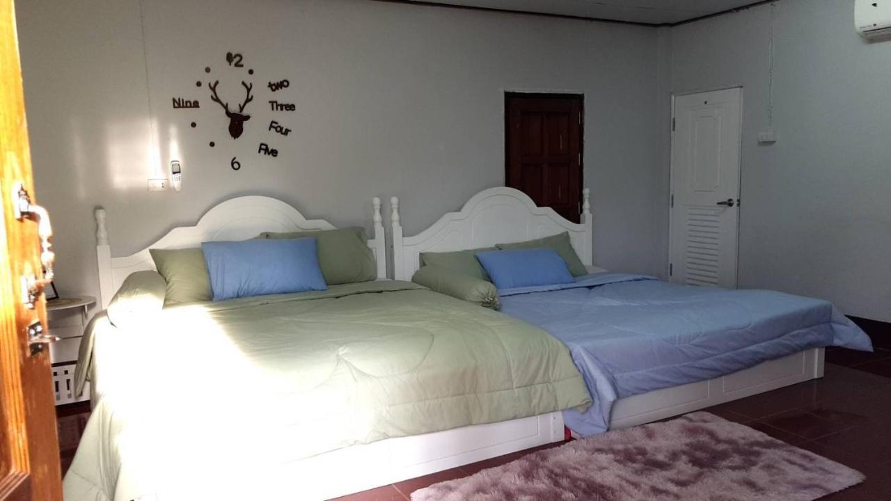 Hotel Reindeer House Wat Chedi 4 People Sichon Zewnętrze zdjęcie