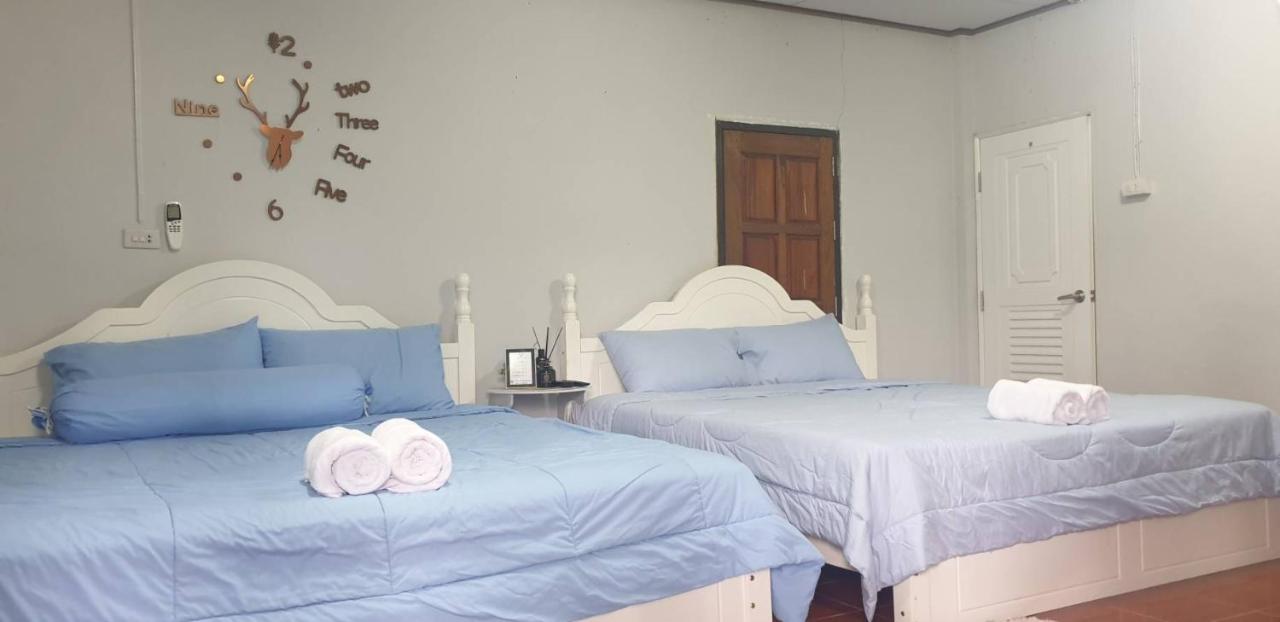 Hotel Reindeer House Wat Chedi 4 People Sichon Zewnętrze zdjęcie